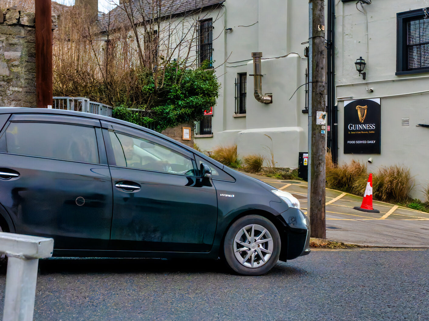 CHAPELIZOD VILLAGE [THERE IS AN EXCESSIVE NUMBER OF DERELICT BUILDINGS]-246625-1