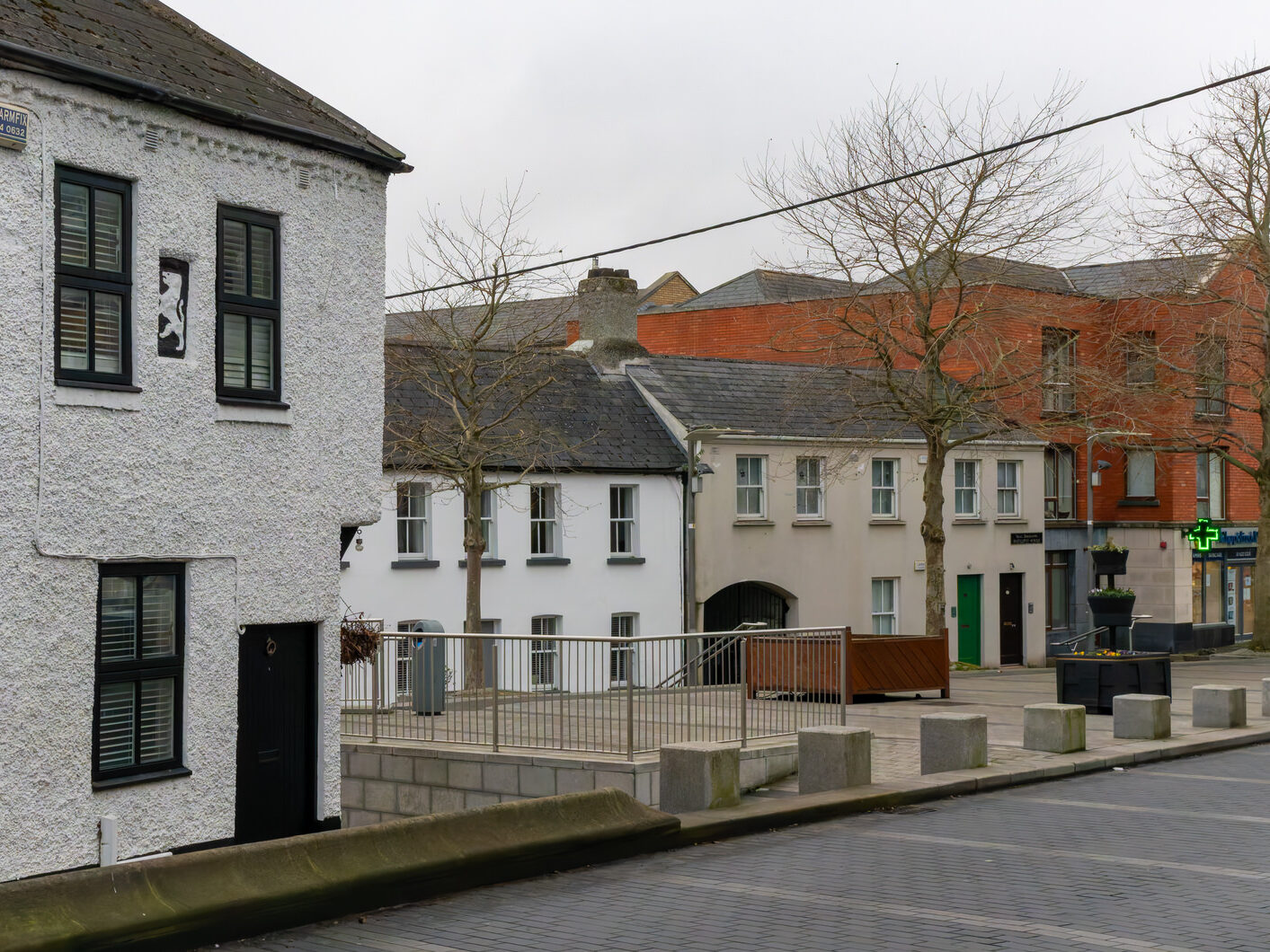 CHAPELIZOD VILLAGE [THERE IS AN EXCESSIVE NUMBER OF DERELICT BUILDINGS]-246633-1