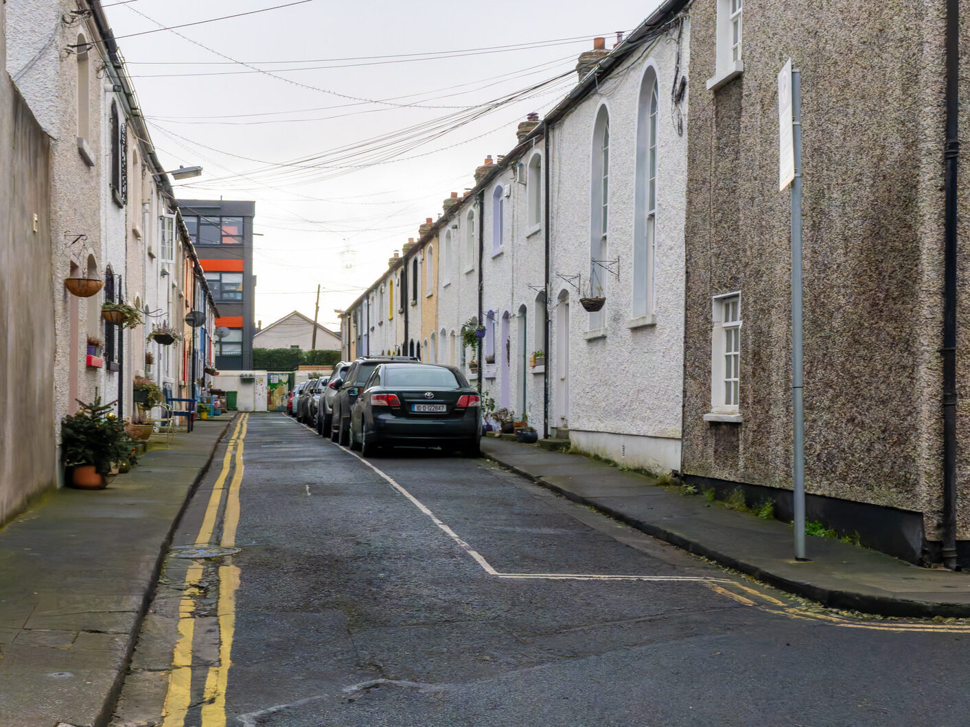 CHAPELIZOD VILLAGE [THERE IS AN EXCESSIVE NUMBER OF DERELICT BUILDINGS]-246643-1