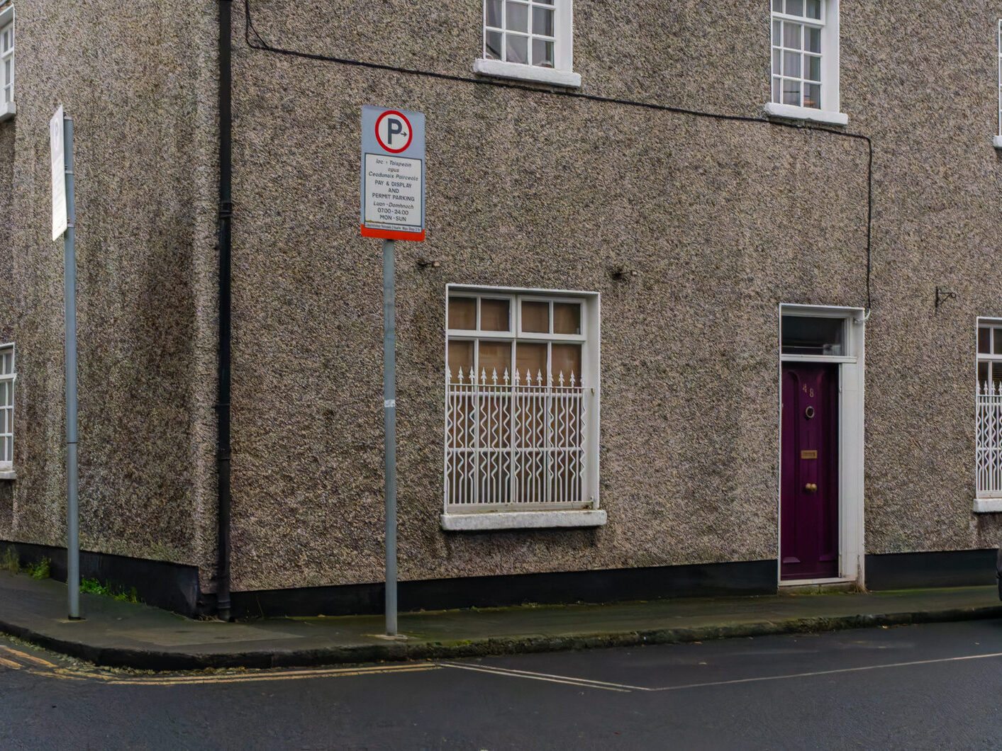 CHAPELIZOD VILLAGE [THERE IS AN EXCESSIVE NUMBER OF DERELICT BUILDINGS]-246644-1