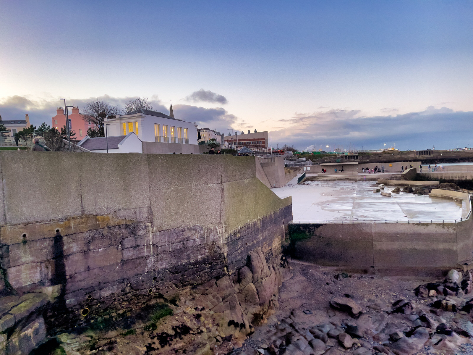 DUN LAOGHAIRE VICTORIAN BATHS PHOTOGRAPHED 1 JANUARY 2025 [PAST AND PRESENT]-246070-1