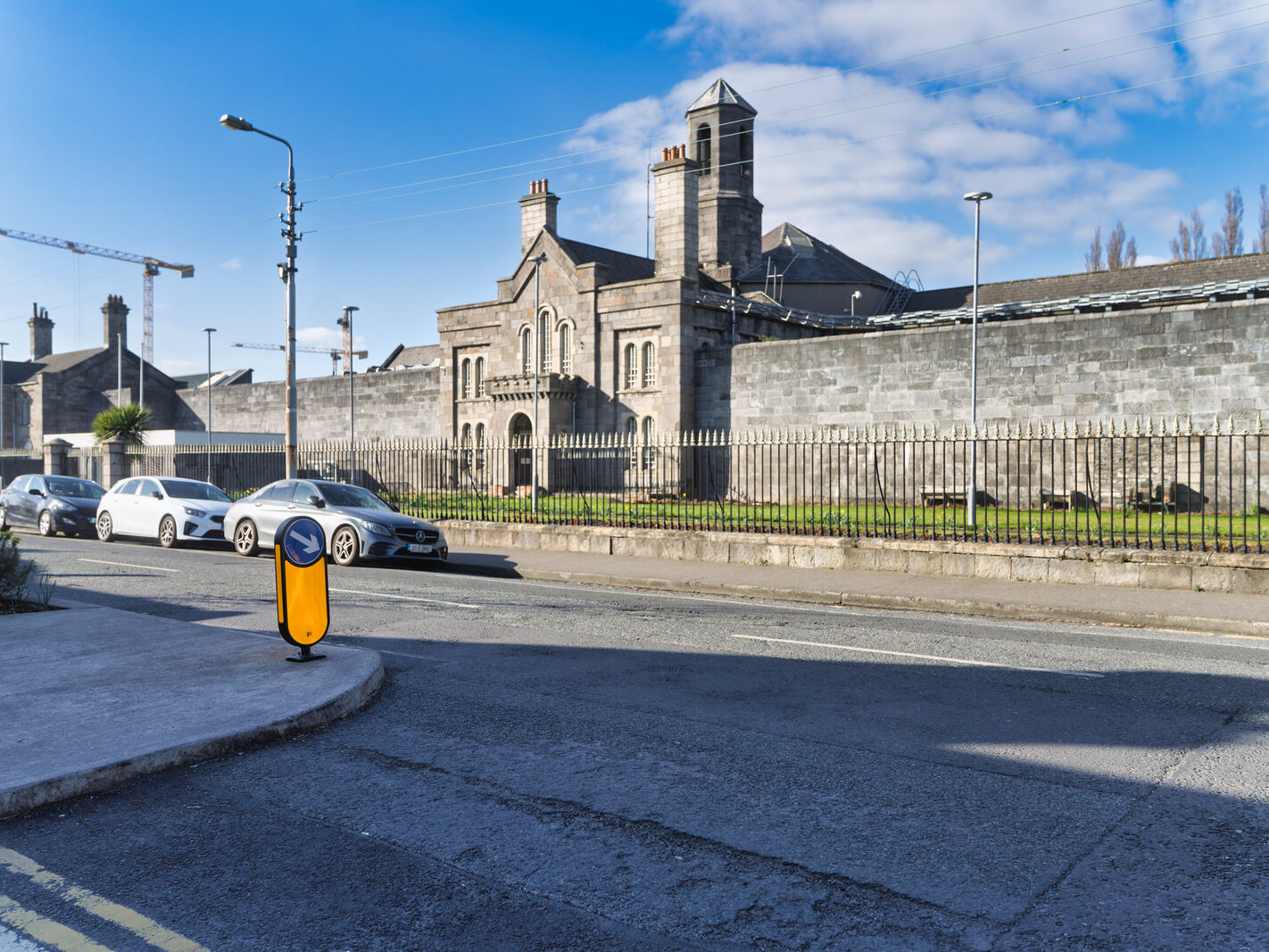 ARBOUR HILL IS BOTH A STREET AND AN AREA [IN DUBLIN 7]-250186-1