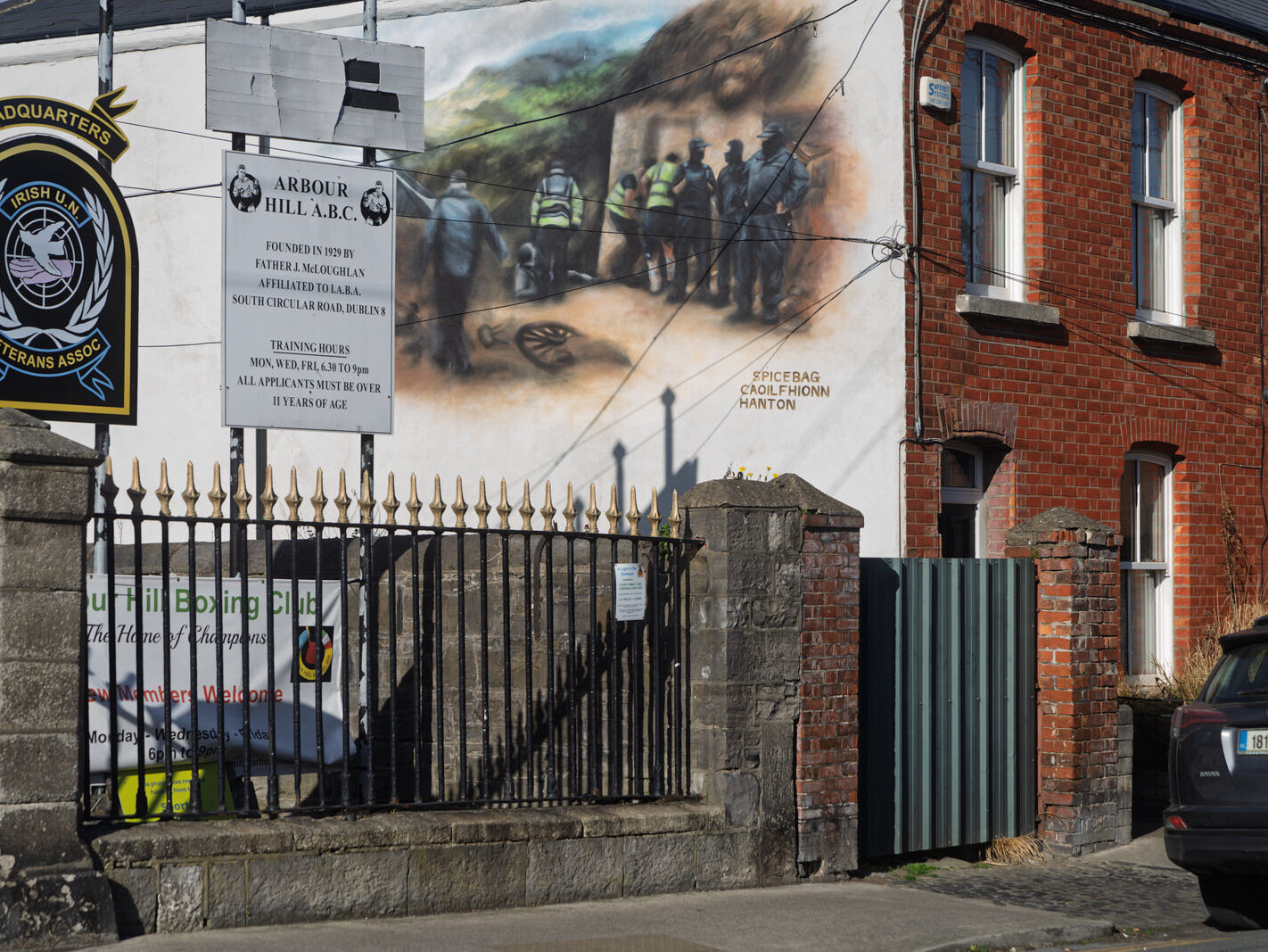 ARBOUR HILL IS BOTH A STREET AND AN AREA [IN DUBLIN 7]-250188-1