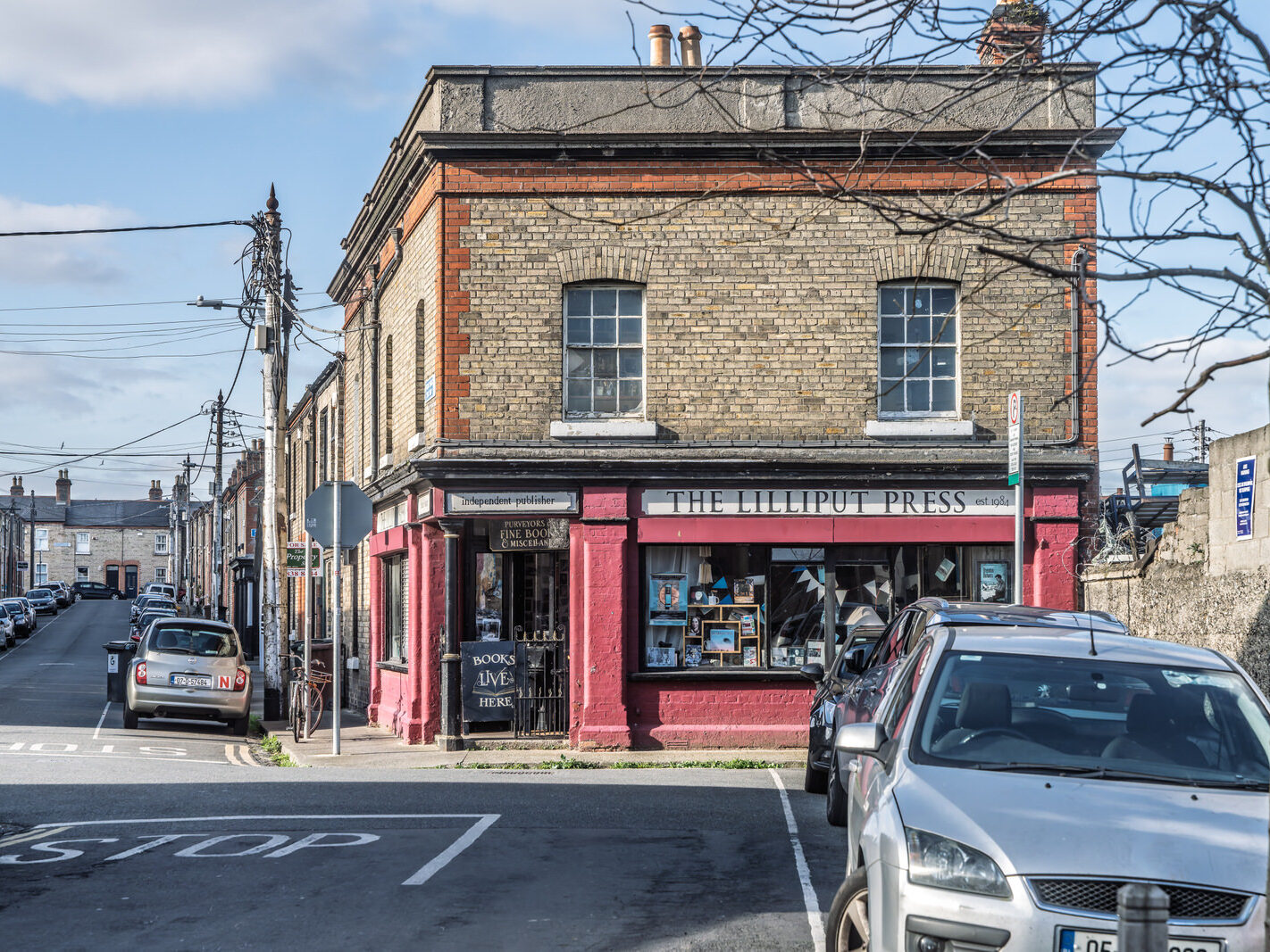 ARBOUR HILL IS BOTH A STREET AND AN AREA [IN DUBLIN 7]-250199-1
