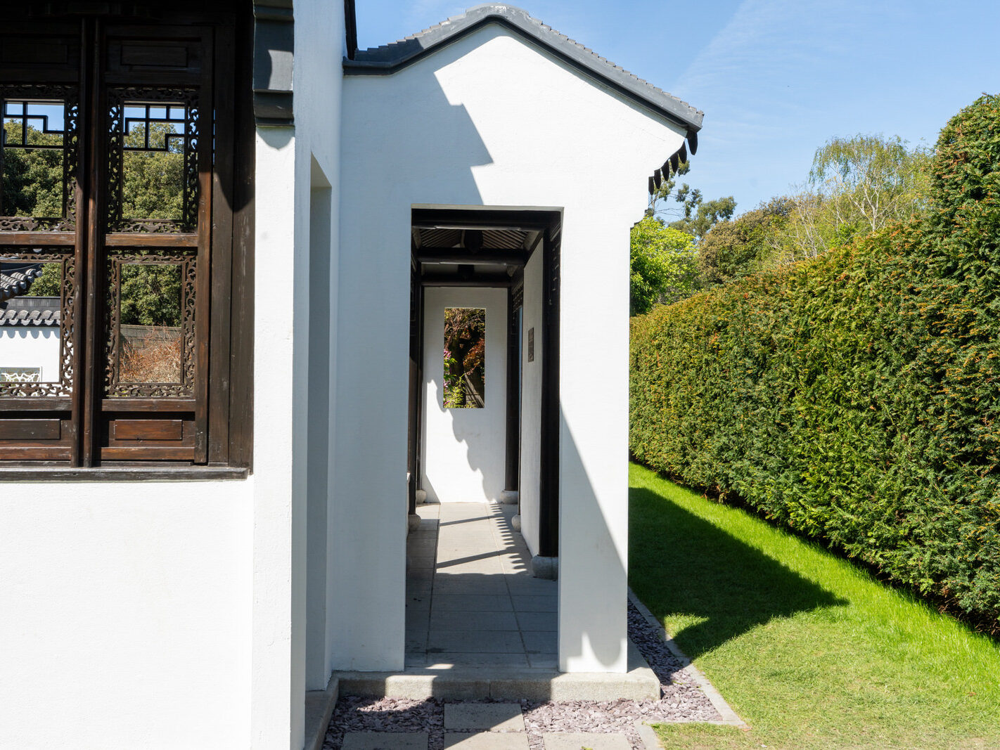 THE IRISH SUZHOU GARDEN IN ST ANNE'S PARK [HAS BEEN RESTORED]-250599-1