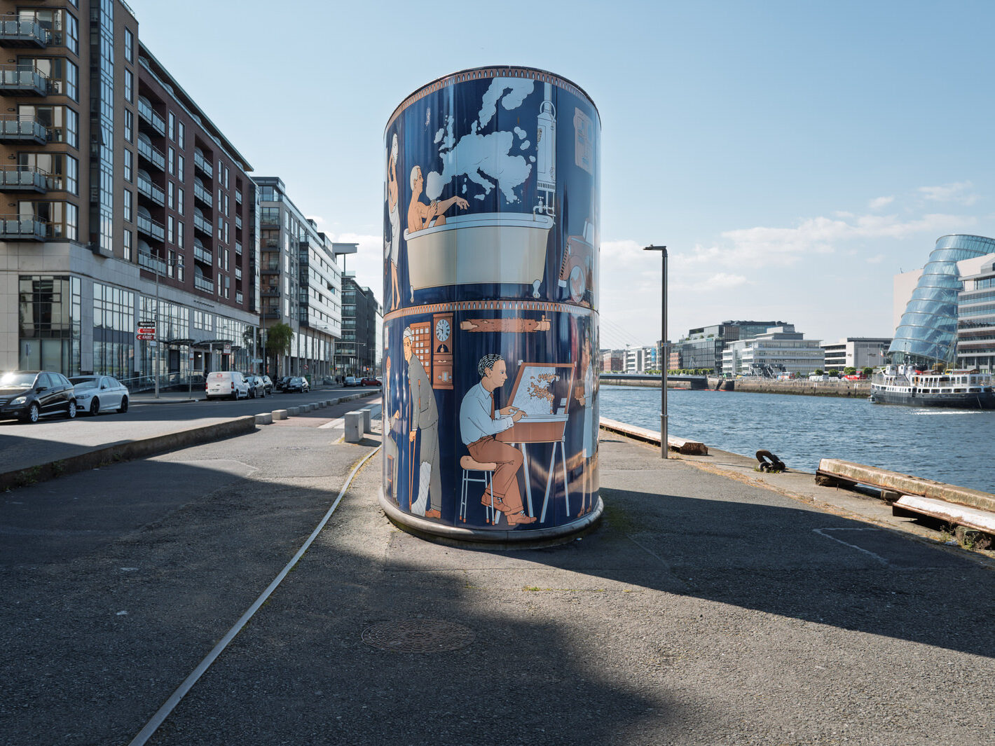 AN OLD DUBLINER WOULD UNDERSTAND THIS ART INSTALLATION BY JOHN KINDNESS [LOCATED ON SIR JOHN ROGERSON'S QUAY]-250988-1
