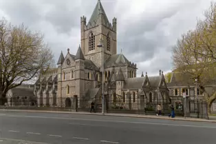 FROM DAME STREET TO CHRIST CHURCH CATHEDRAL [VIA LORD EDWARD STREET]-249748-1