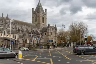FROM DAME STREET TO CHRIST CHURCH CATHEDRAL [VIA LORD EDWARD STREET]-249759-1