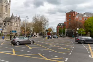 FROM DAME STREET TO CHRIST CHURCH CATHEDRAL [VIA LORD EDWARD STREET]-249760-1