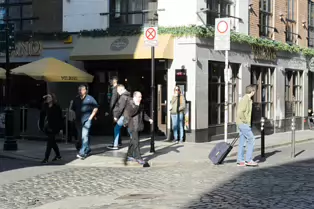 ANOTHER VISIT TO TEMPLE BAR [THIS TIME I USED A SIGMA DP3 QUATTRO]-249050-1