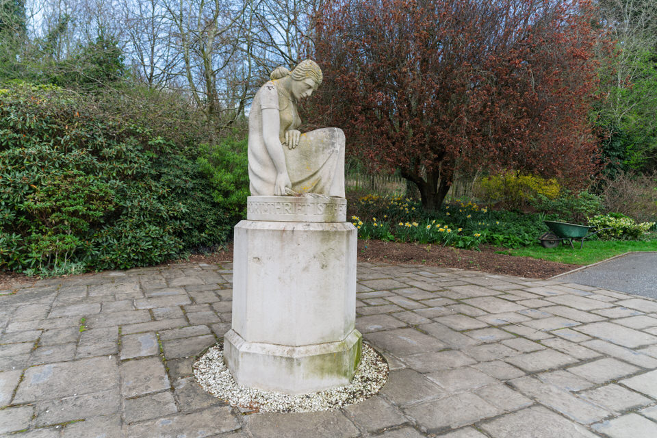 The Gleaner Sculpture At Stormont Estate