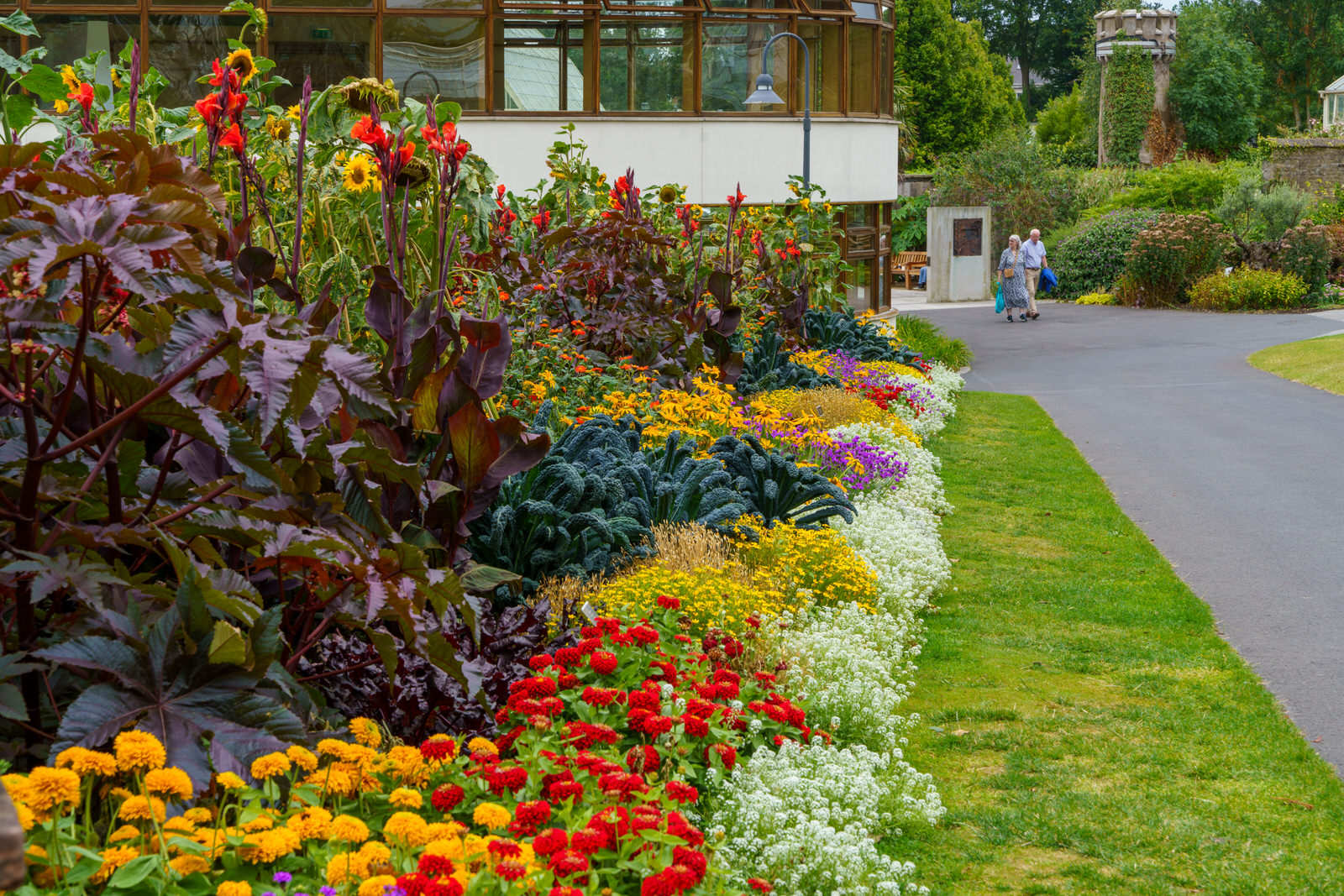 FLOWERS AT THE BOTANIC GARDENS