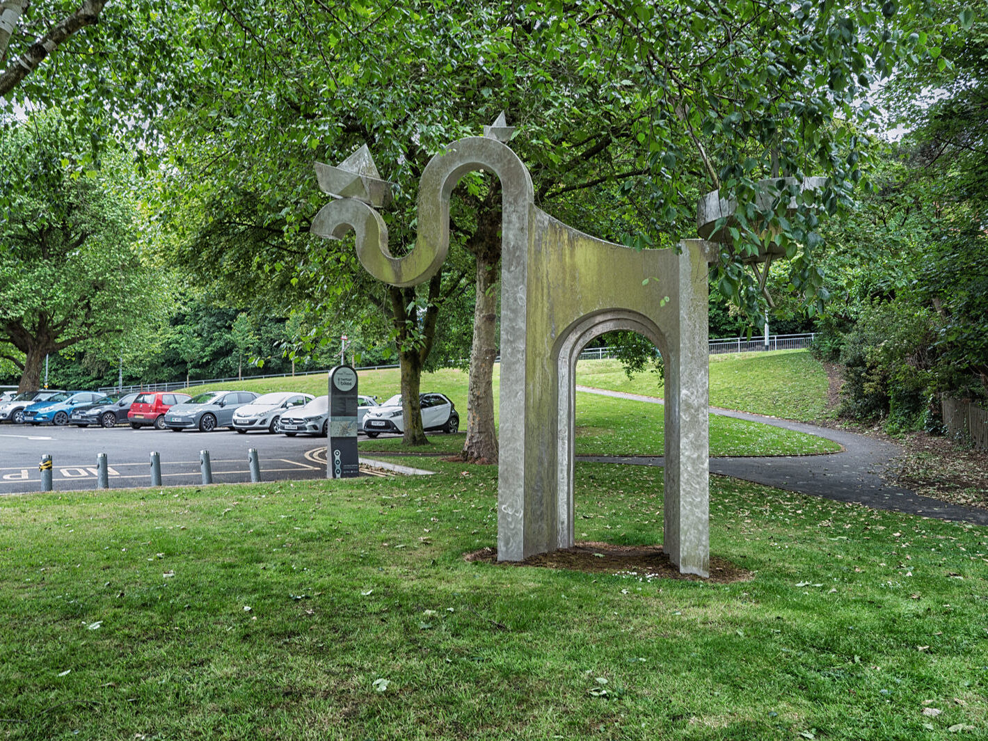 SWEET WATER ARCH BY DENIS O’CONNOR AND BERNIE RUTTER [STRANMILLIS MAY 2025]-251718-1