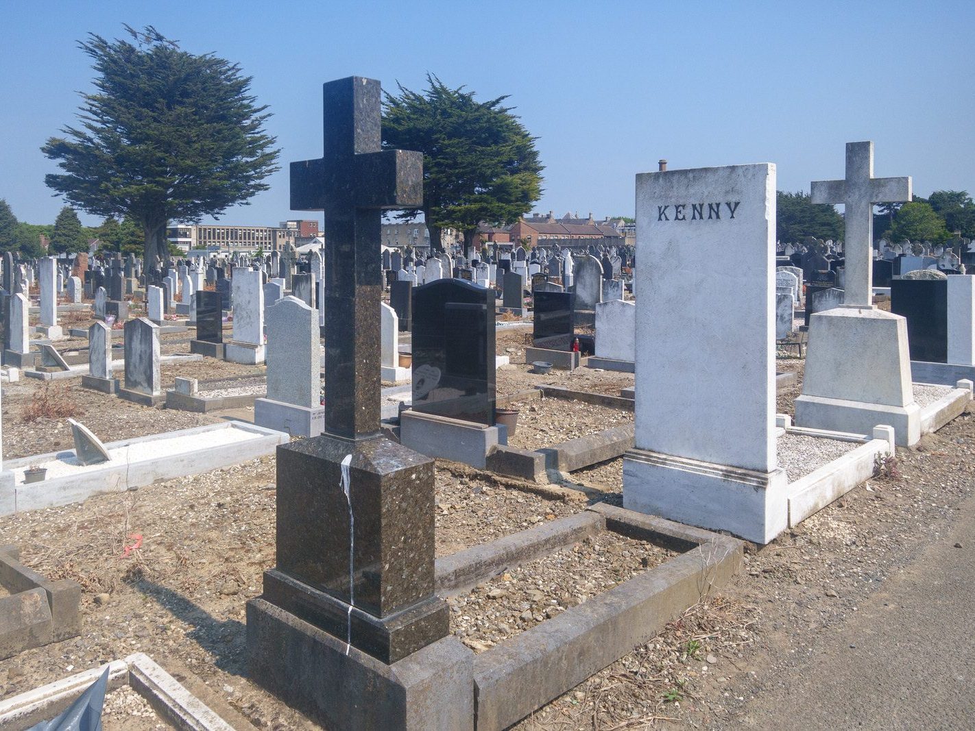 A QUICK OVERVIEW OF AN OLD VICTORIAN CEMETERY [MOUNT JEROME IN HAROLD'S CROSS] 021