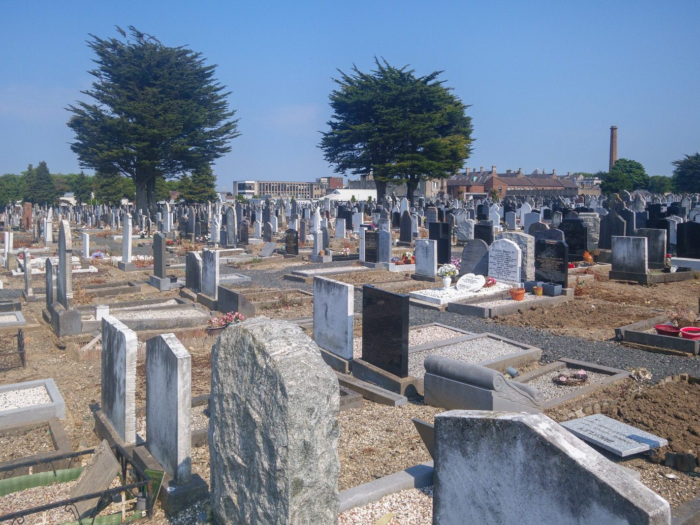 A QUICK OVERVIEW OF AN OLD VICTORIAN CEMETERY [MOUNT JEROME IN HAROLD'S CROSS] 020