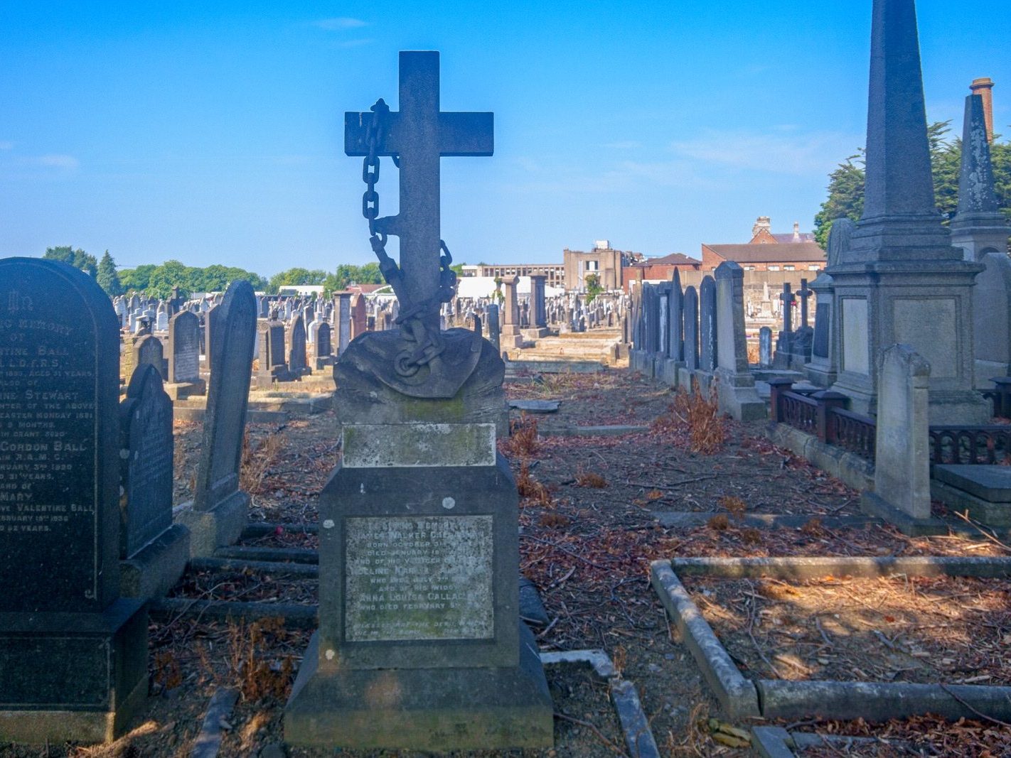 A QUICK OVERVIEW OF AN OLD VICTORIAN CEMETERY [MOUNT JEROME IN HAROLD'S CROSS] 028