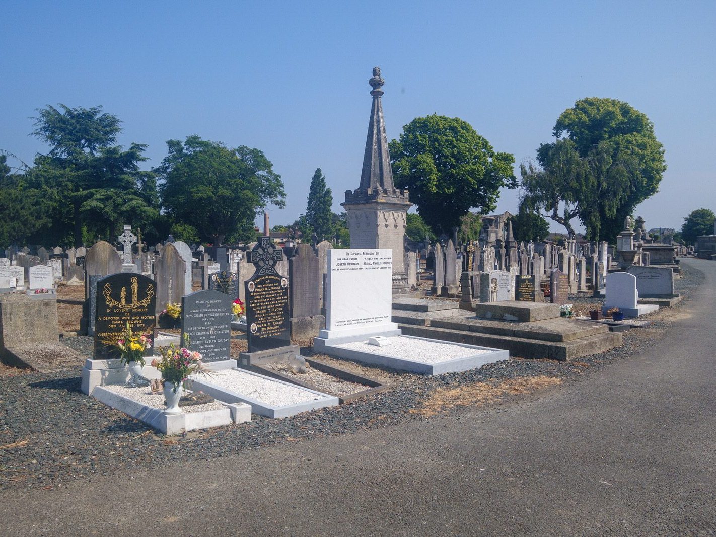 A QUICK OVERVIEW OF AN OLD VICTORIAN CEMETERY [MOUNT JEROME IN HAROLD'S CROSS] 041