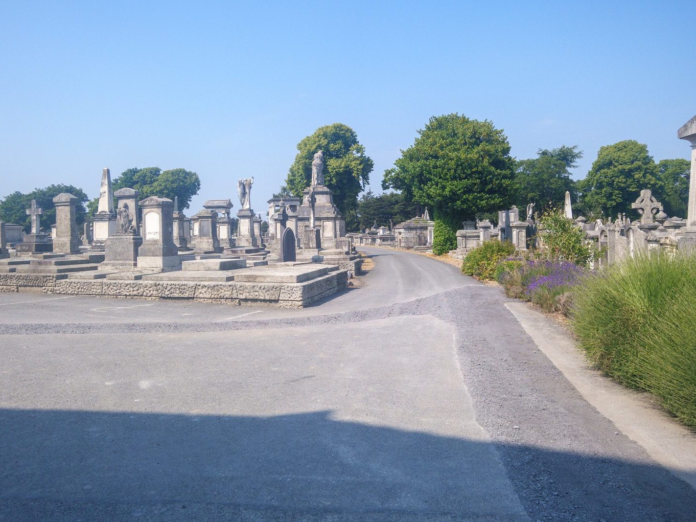 A QUICK OVERVIEW OF AN OLD VICTORIAN CEMETERY [MOUNT JEROME IN HAROLD'S CROSS] 036