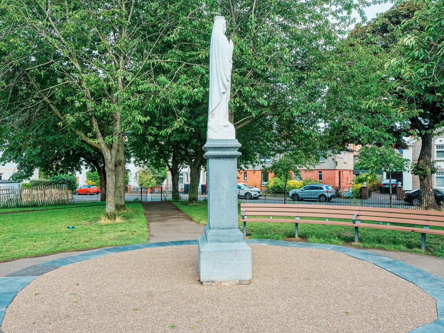 MARIAN STATUE ERECTED IN 1955 RATHER THAN 1955 [OSCAR SQUARE PARK] 001