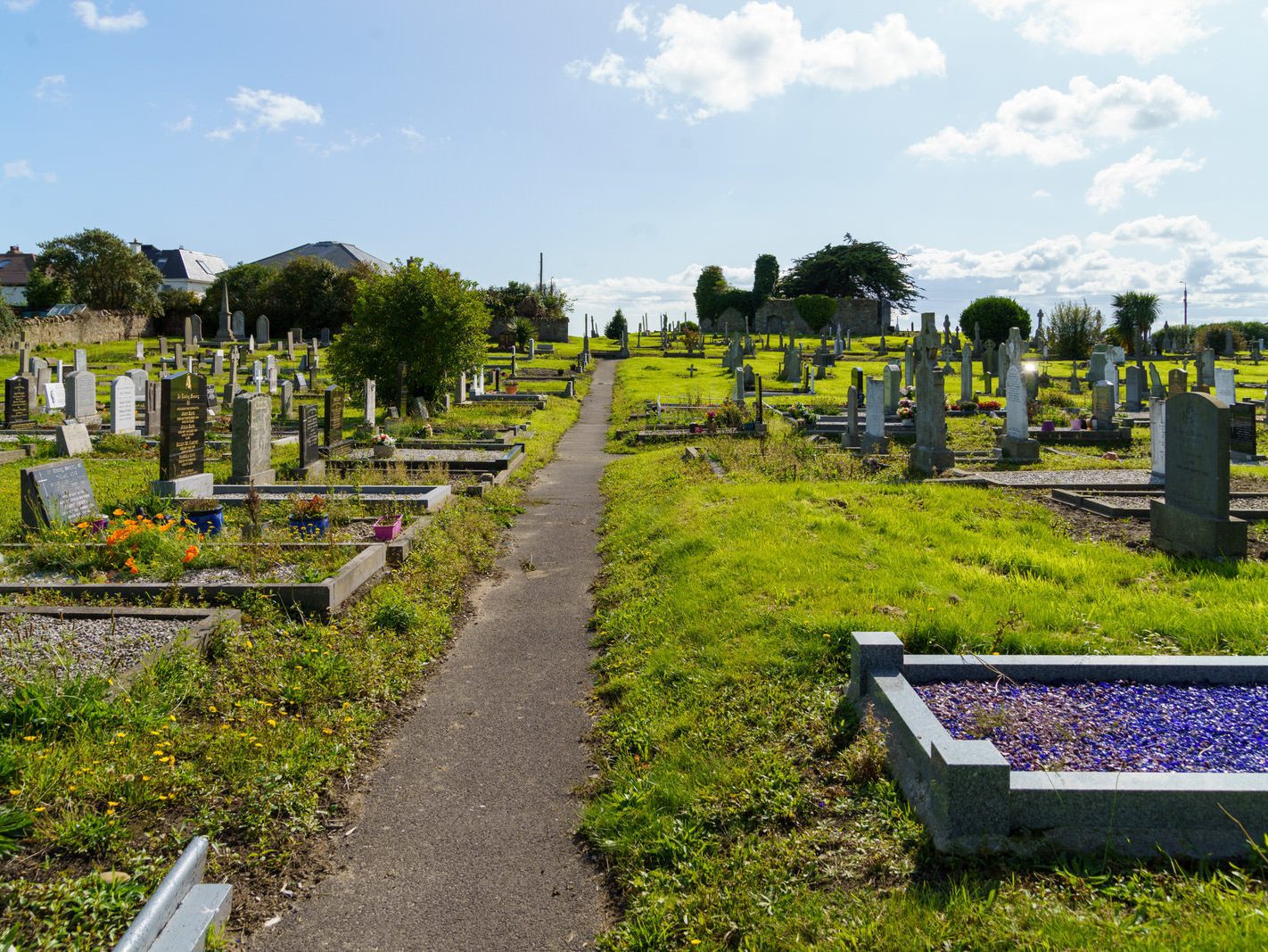 TODAY I MANAGED TO VISIT KILBARRACK CEMETERY [AFTER A NUMBER OF FAILED ATTEMPTS OVER A PERIOD OF TEN YEARS] 029