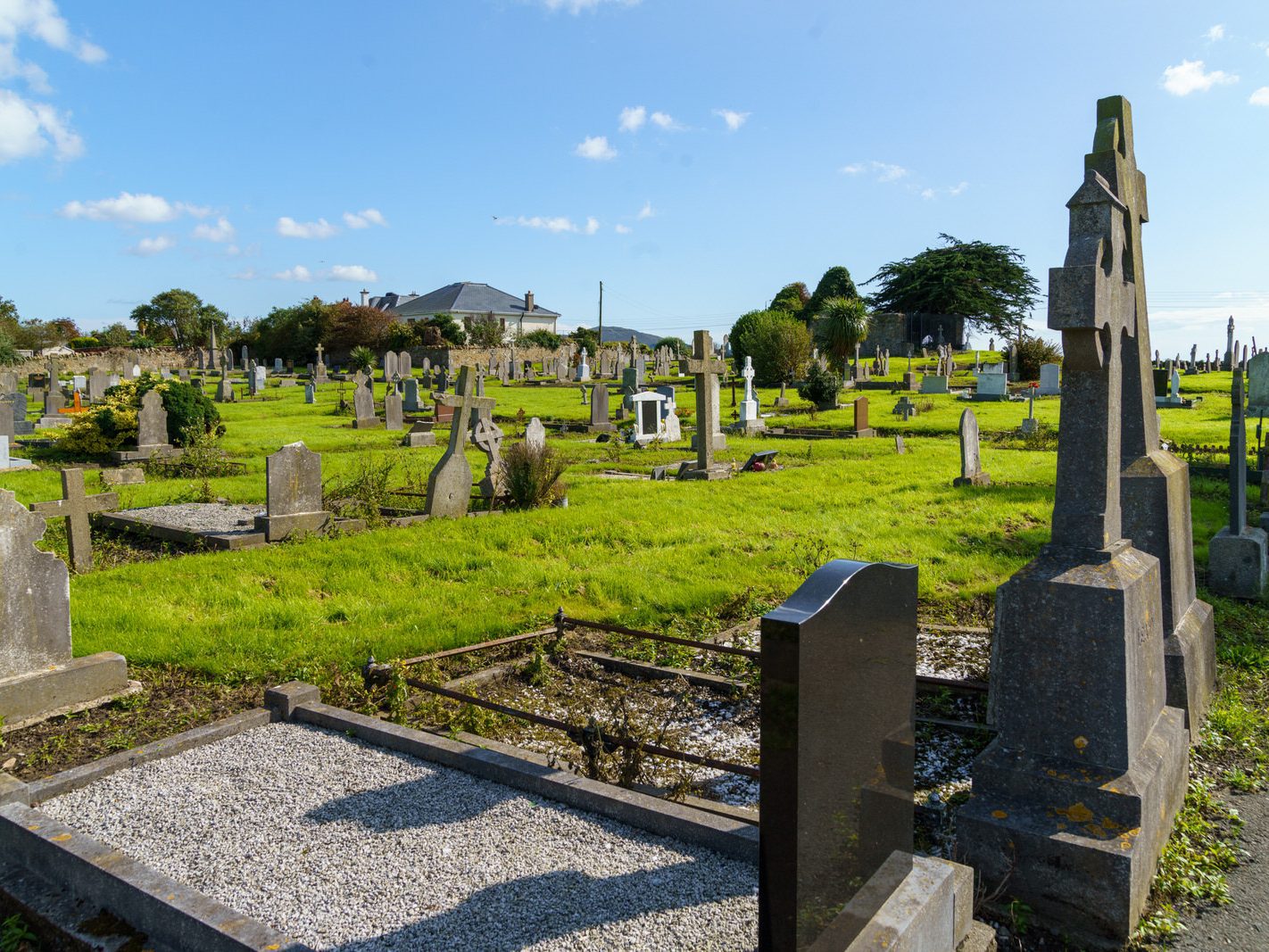 TODAY I MANAGED TO VISIT KILBARRACK CEMETERY [AFTER A NUMBER OF FAILED ATTEMPTS OVER A PERIOD OF TEN YEARS] 037