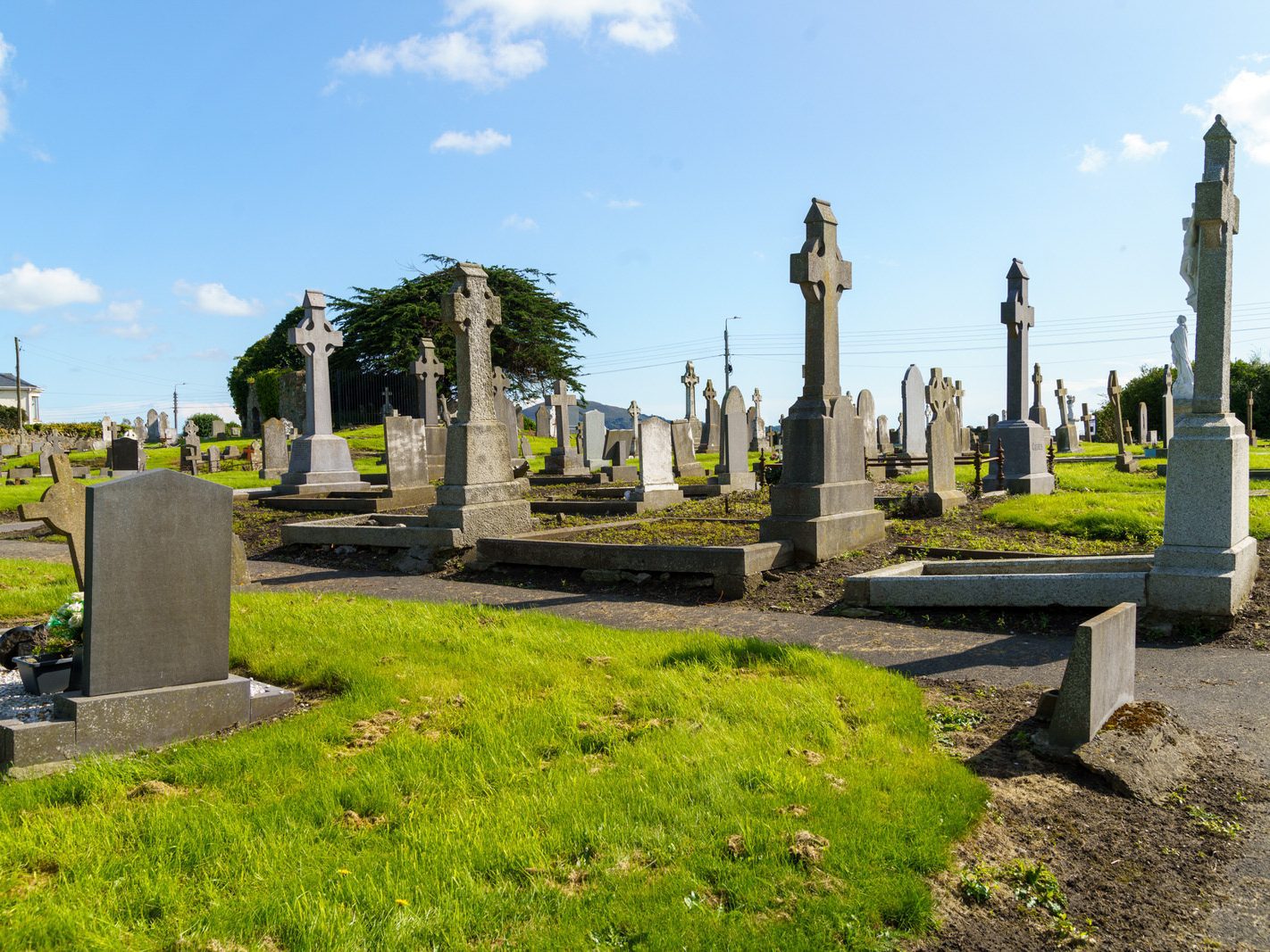 TODAY I MANAGED TO VISIT KILBARRACK CEMETERY [AFTER A NUMBER OF FAILED ATTEMPTS OVER A PERIOD OF TEN YEARS] 045