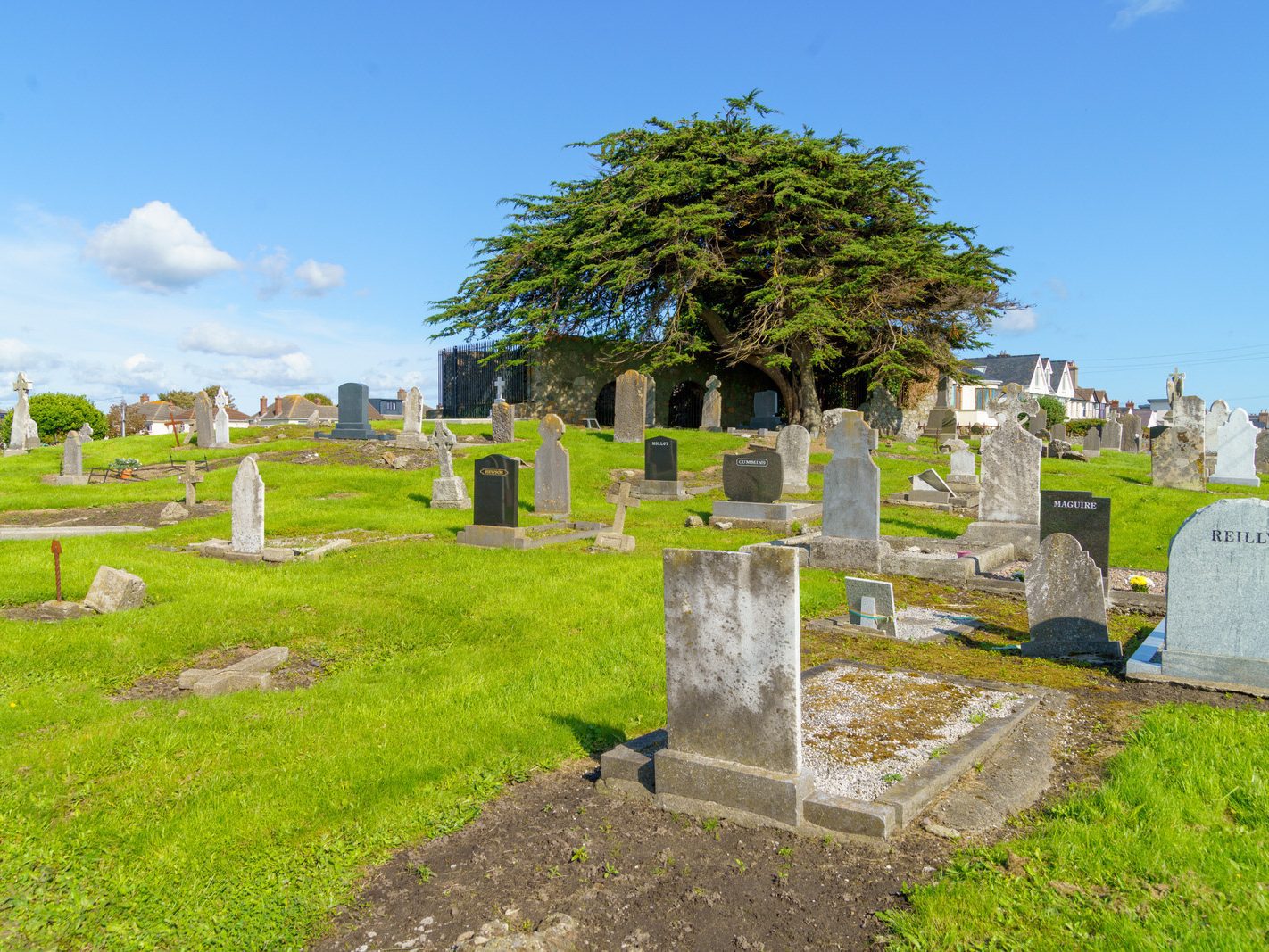 TODAY I MANAGED TO VISIT KILBARRACK CEMETERY [AFTER A NUMBER OF FAILED ATTEMPTS OVER A PERIOD OF TEN YEARS] 054