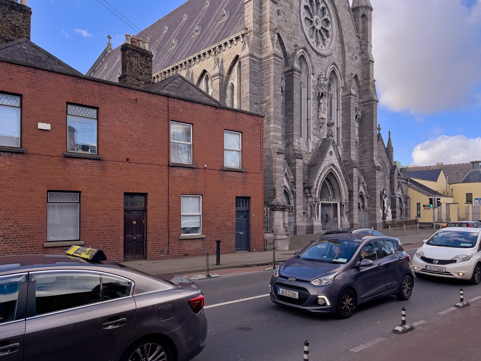 THE CAPUCHIN FRIARY ON CHURCH STREET [ST MARY OF THE ANGELS IS NOT A PARISH CHURCH]-228466-1