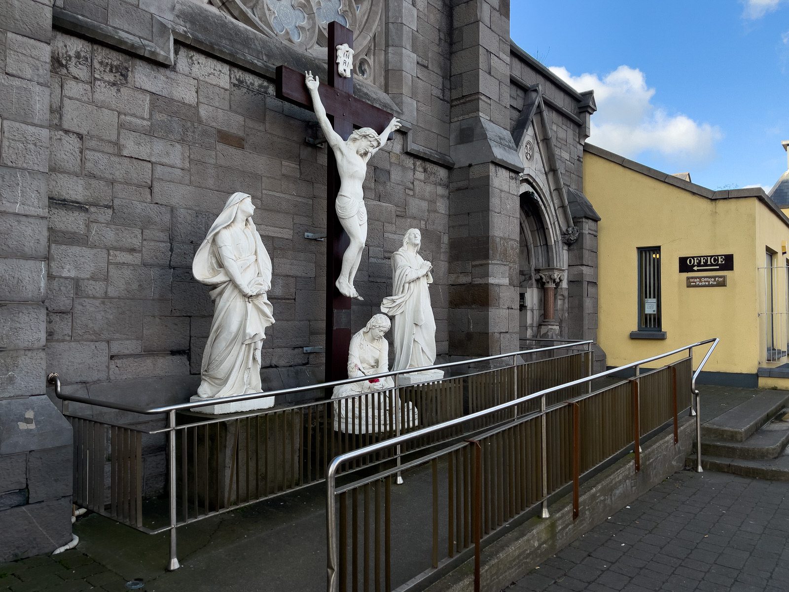 THE CAPUCHIN FRIARY ON CHURCH STREET [ST MARY OF THE ANGELS IS NOT A PARISH CHURCH]-228468-1