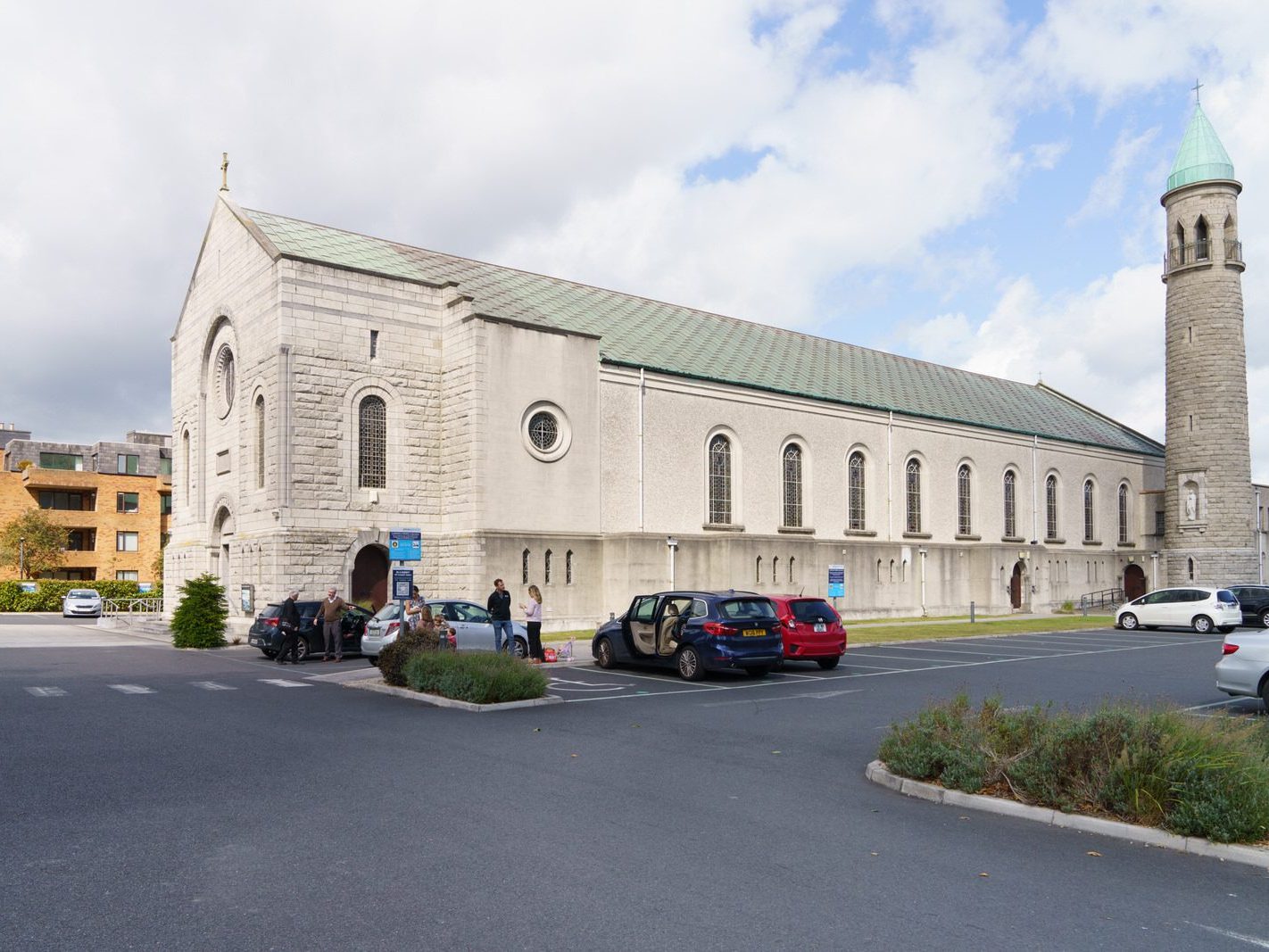 OUR LADY QUEEN OF PEACE [MERRION ROAD IN DUBLIN]-239445-1