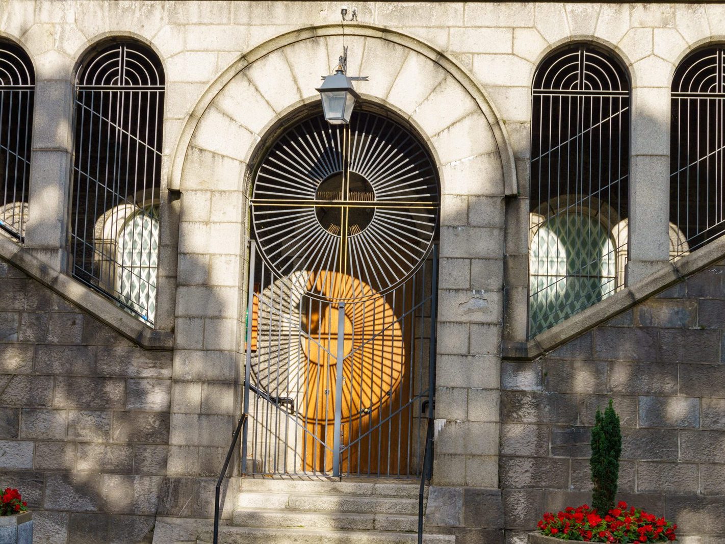 CHURCH OF THE SACRED HEART [NEXT TO ARBOUR HILL PRISON]-243293-1