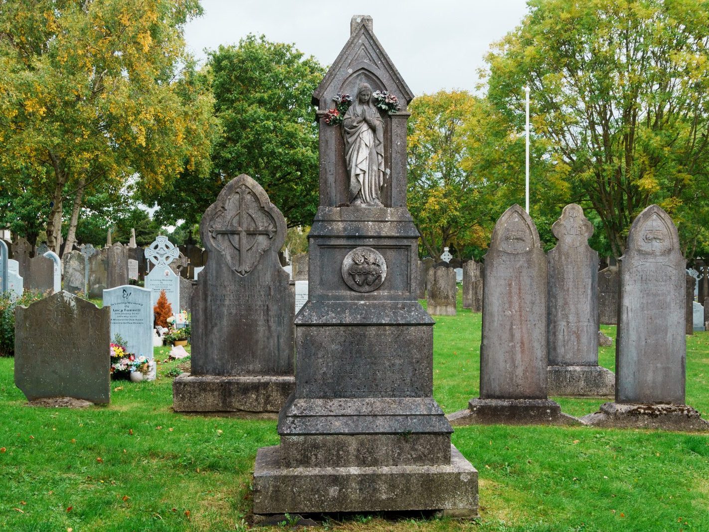 GLASNEVIN CEMETERY OCTOBER 2024 [THE GARDEN SECTION AND NEARBY]-242056-1