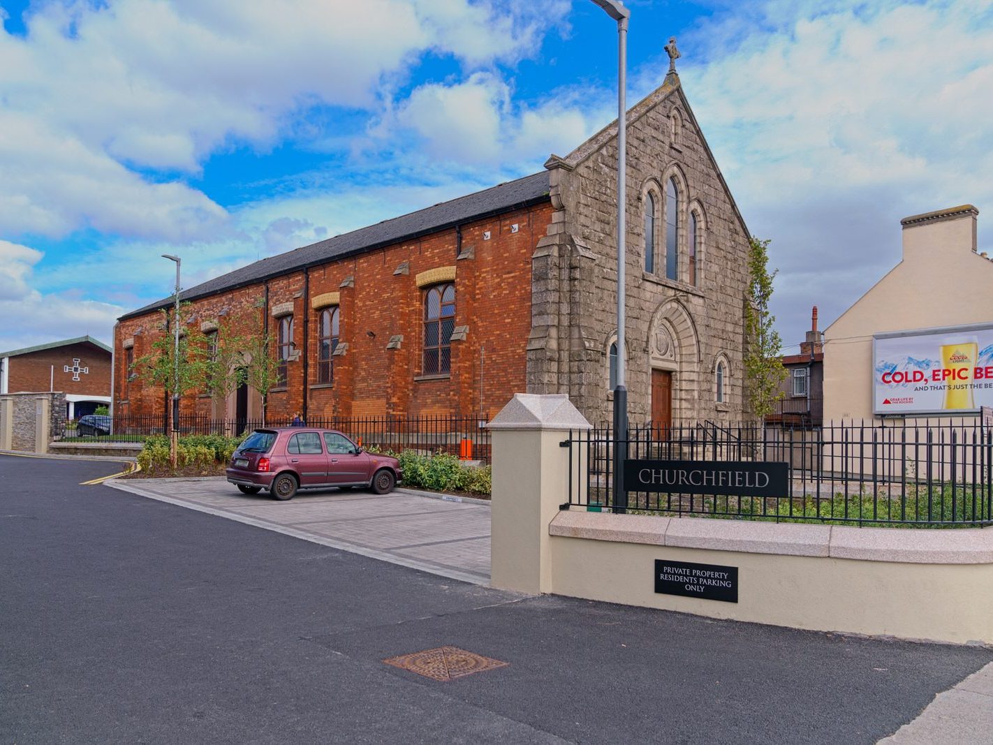 ST ANTHONY'S CHURCH ON CLONTARF ROAD [AND WHAT WAS ONCE CLONTARF TOWN HALL]-244322-1