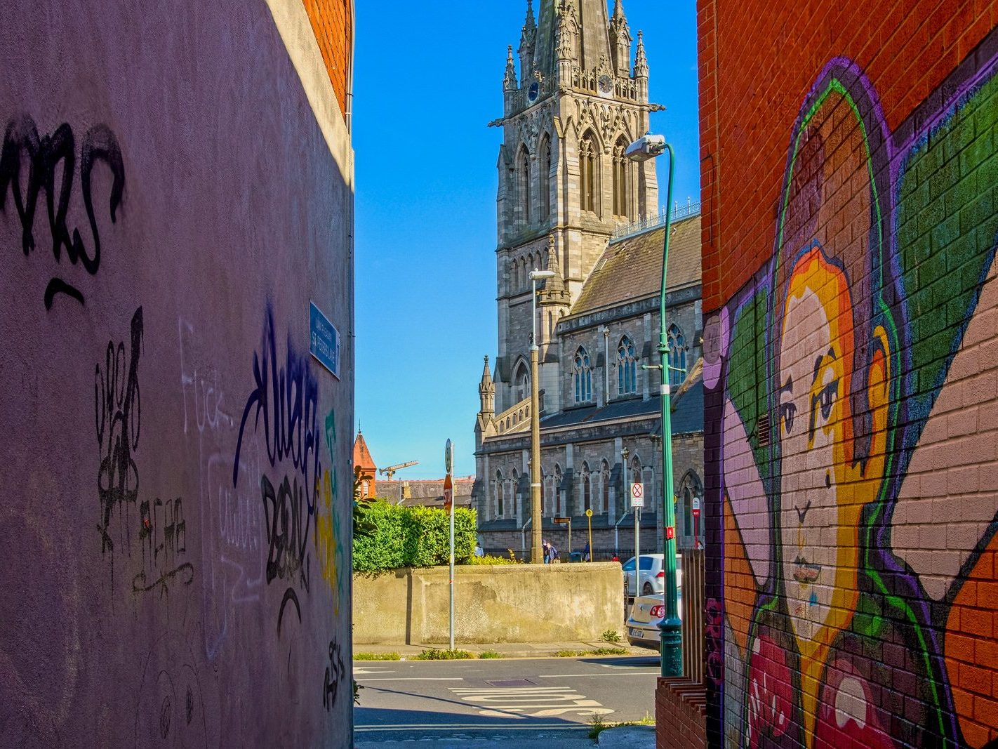 ST PETER'S CHURCH IN PHIBSBOROUGH [HAS A NUMBER OF STUNNING HARRY CLARKE CREATIONS]-244065-1