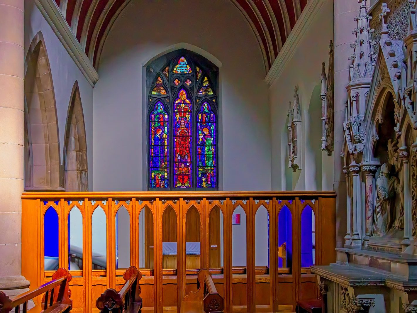 ST PETER'S CHURCH IN PHIBSBOROUGH [HAS A NUMBER OF STUNNING HARRY CLARKE CREATIONS]-244080-1