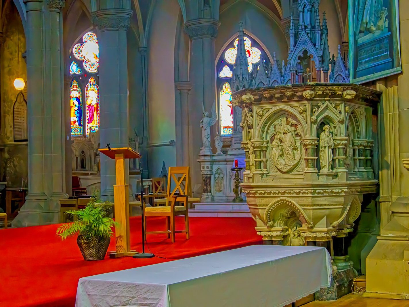 ST PETER'S CHURCH IN PHIBSBOROUGH [HAS A NUMBER OF STUNNING HARRY CLARKE CREATIONS]-244087-1