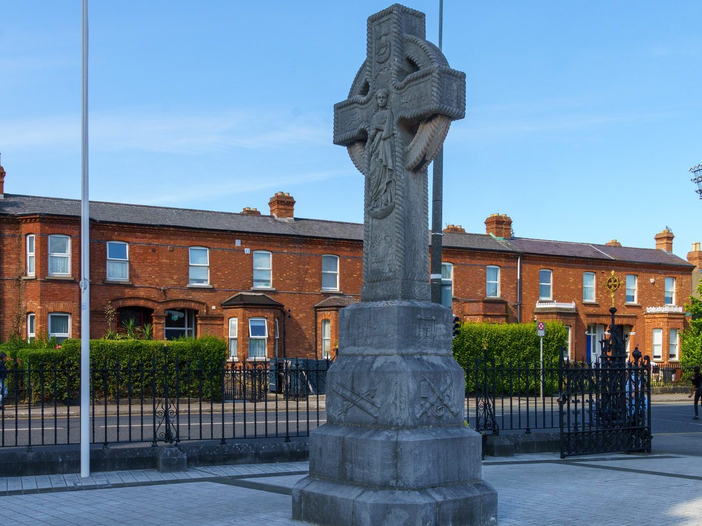 ST PETER'S CHURCH IN PHIBSBOROUGH [HAS A NUMBER OF STUNNING HARRY CLARKE CREATIONS]-244095-1