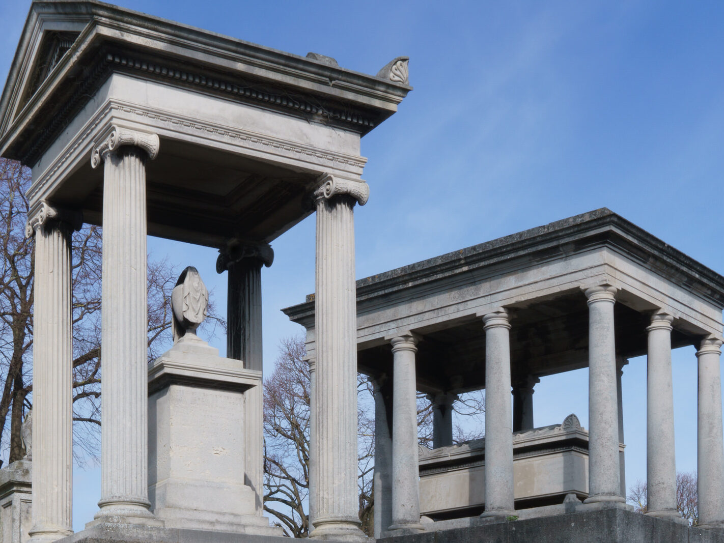 THE INGRAM FAMILY VAULT [ANOTHER IMPRESSIVE MEMORIAL AT MOUNT JEROME CEMETERY]-245429-1