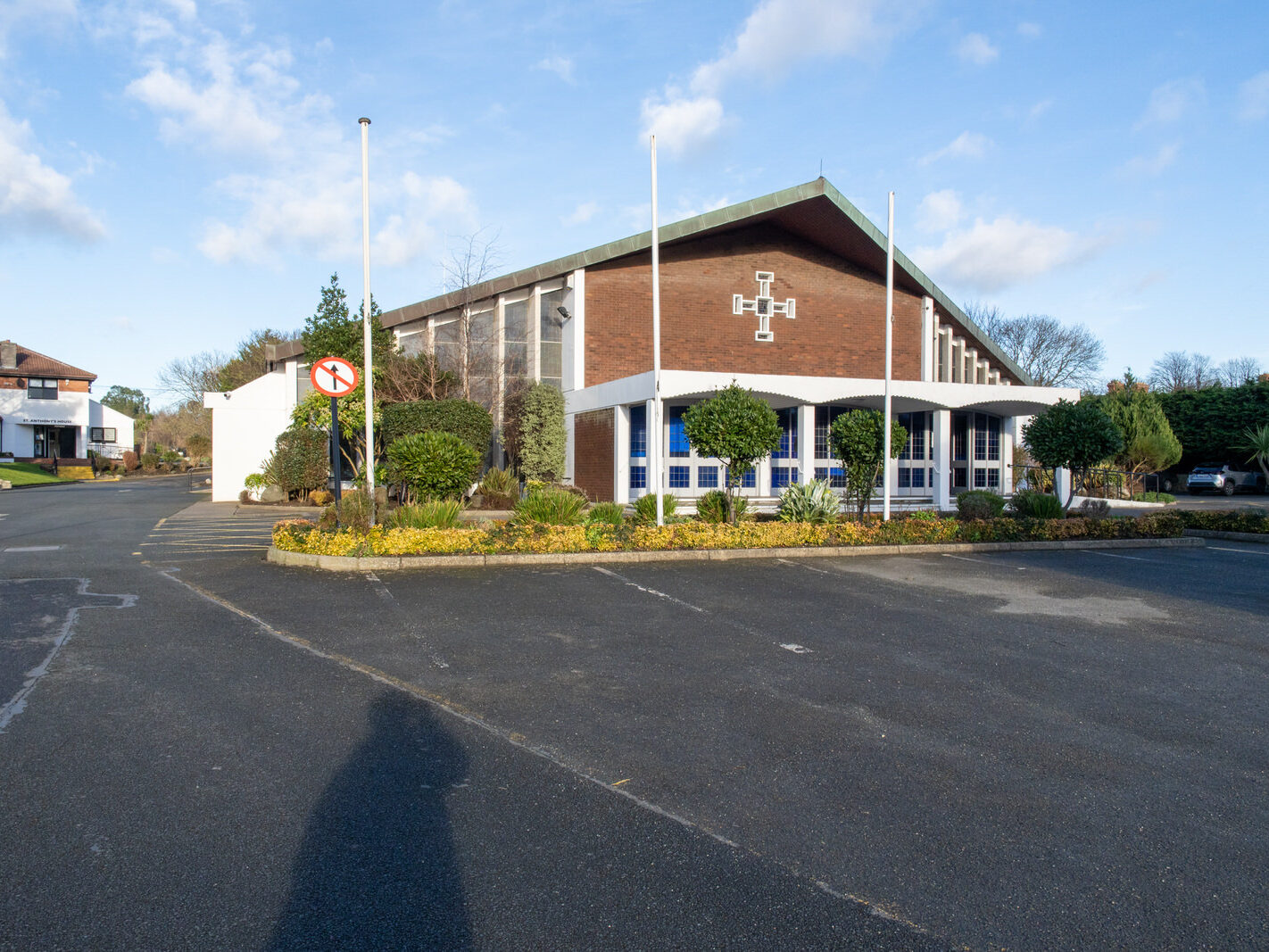 ST ANTHONY'S CHURCH [CLONTARF]-246798-1