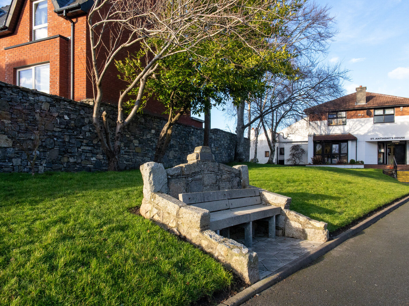 ST ANTHONY'S CHURCH [CLONTARF]-246819-1