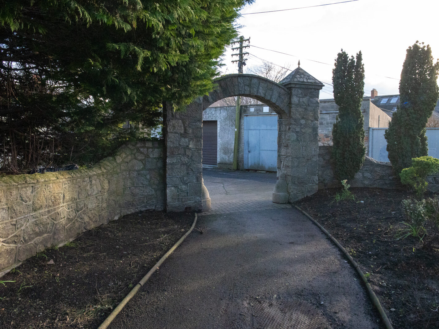 ST ANTHONY'S CHURCH [CLONTARF]-246820-1