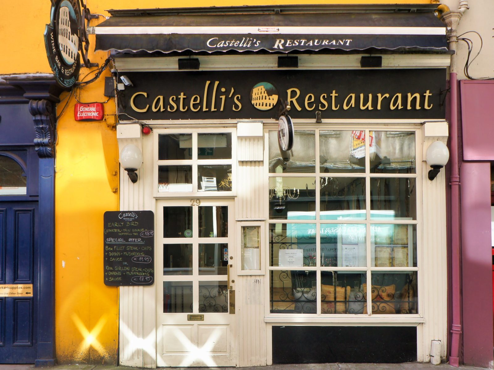 CASTELLI'S RESTAURANT AT 29 PRINCES STREET IN CORK MAY 2011 [NO LONGER IN BUSINESS]