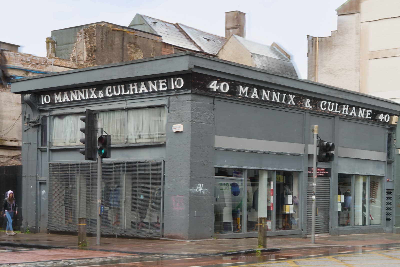 MANNIX AND CULHANE AT THE CORNER [WASHINGTON STREET AND SOUTH MAIN STREET] 001