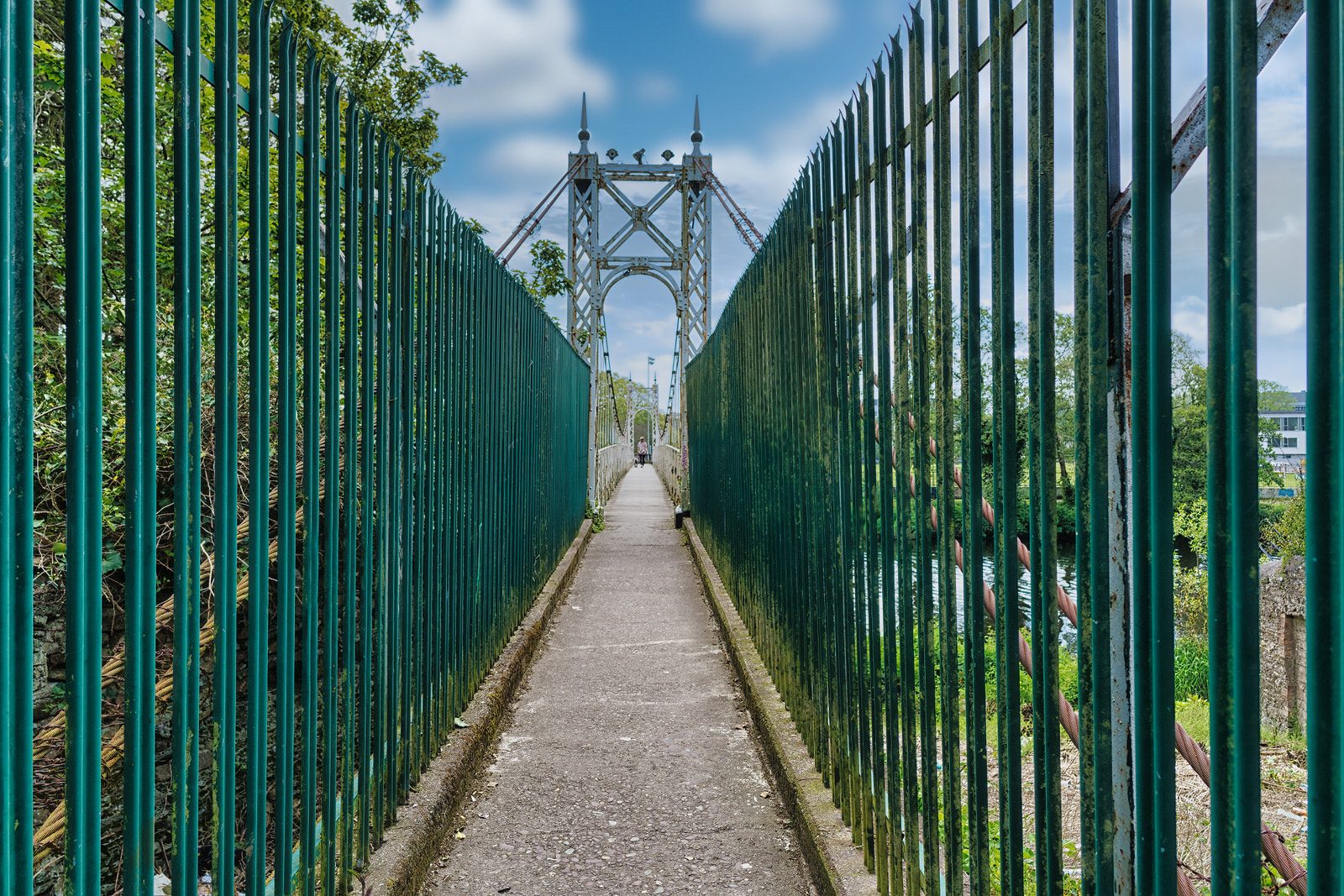 PHOTOGRAPHED IN MAY 2019 NOT LONG BEFORE IT WAS REPAIRED AND RESTORED [DALY'S BRIDGE BUT LOCALLY IT IS THE SHAKEY BRIDGE]-224584-1
