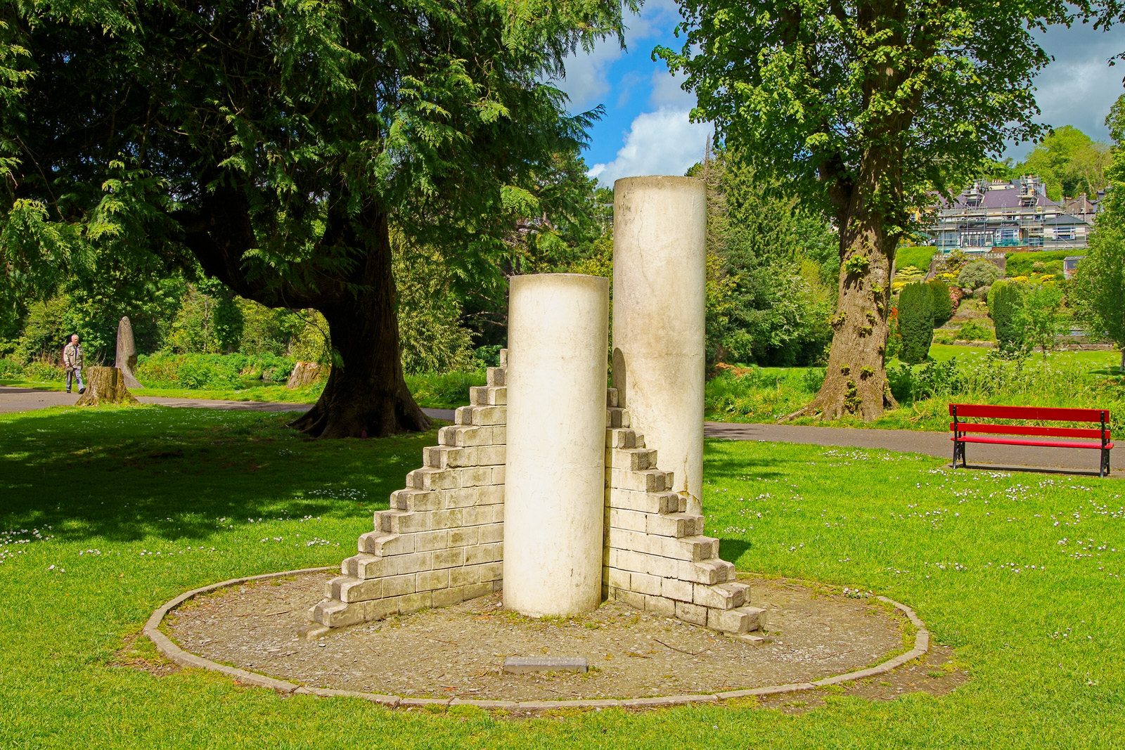 THE COIS NA LAOI SCULPTURE BY BETTY GOLD 1994 [BESIDE THE RIVER LEE IN FITZGERALD PARK 2022]-224515-1