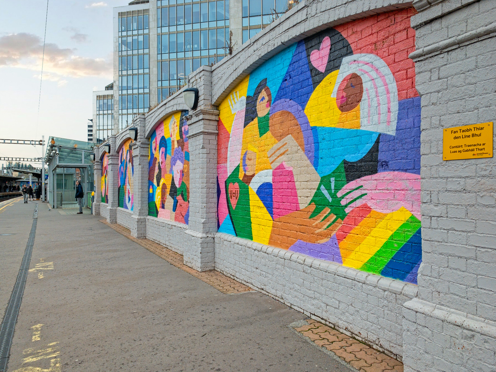 TARA STREET MURALS