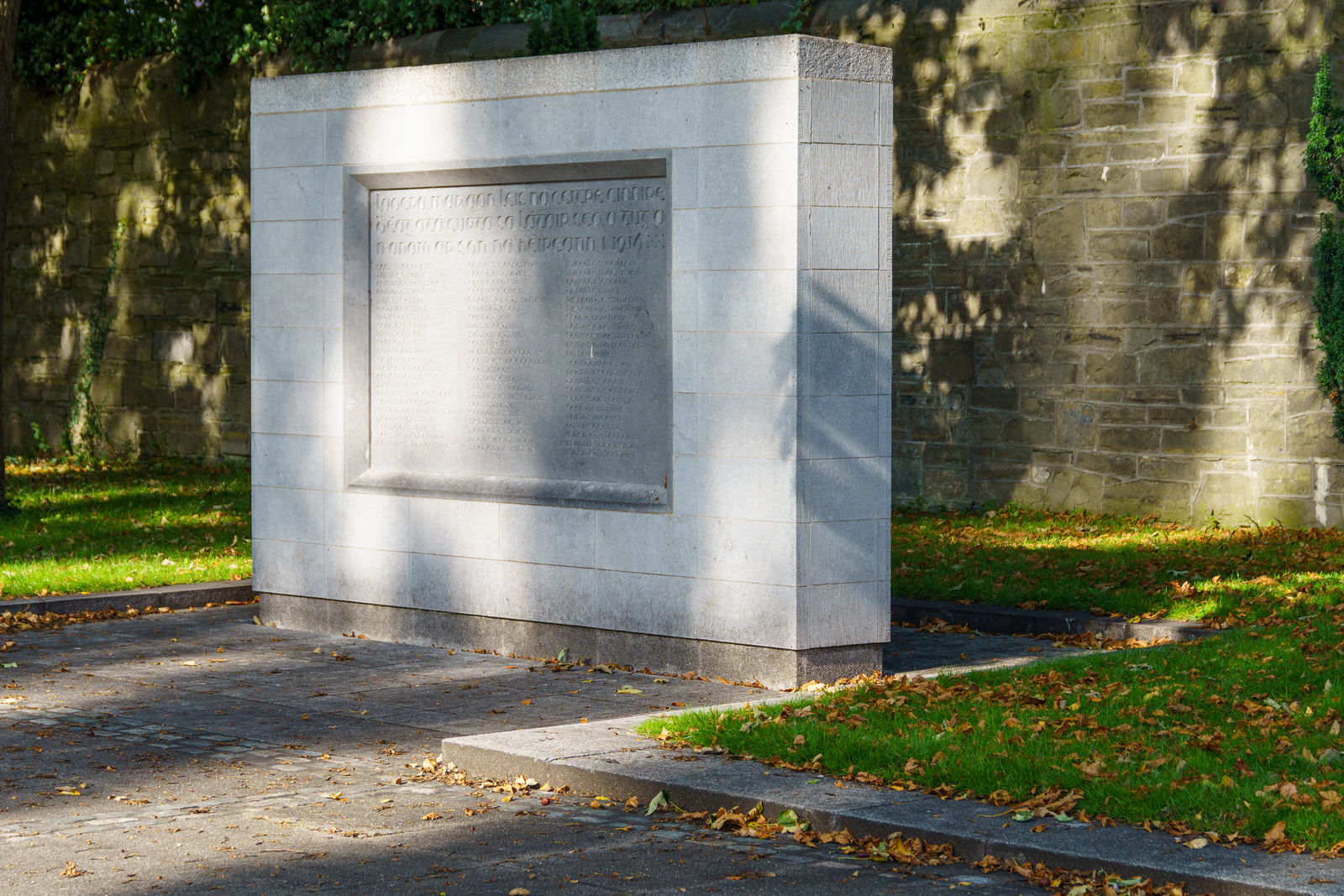 ARBOUR HILL CEMETERY