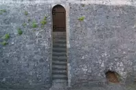 KILKENNY CASTLE [PHOTOGRAPHS PLUS A DETAILED HISTORY]-245385-1