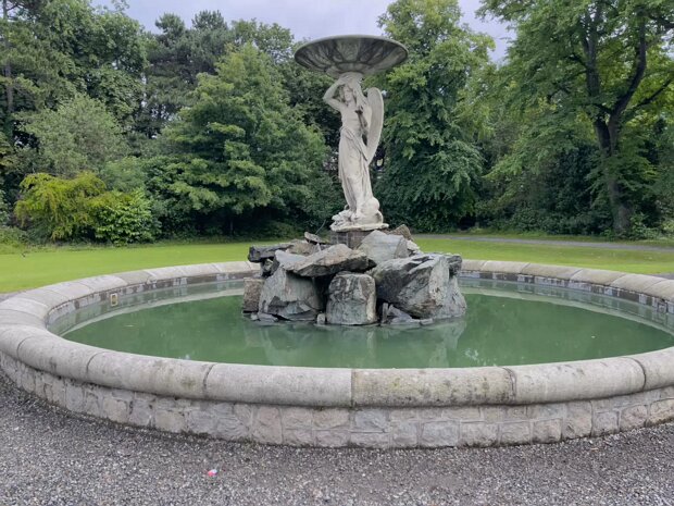 IVEAGH GARDENS
