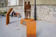 THE THOMAS WOODGATE MEMORIAL [AT BATEMAN QUAY IN KILKENNY CITY]-245485-1